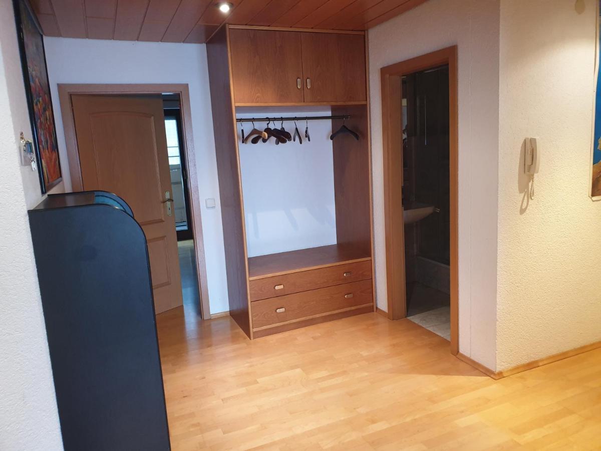 Wohnung Fuer 4 Personen, 2 Schlafzimmer, 2 Parkplaetze, Wlan Costanza Esterno foto
