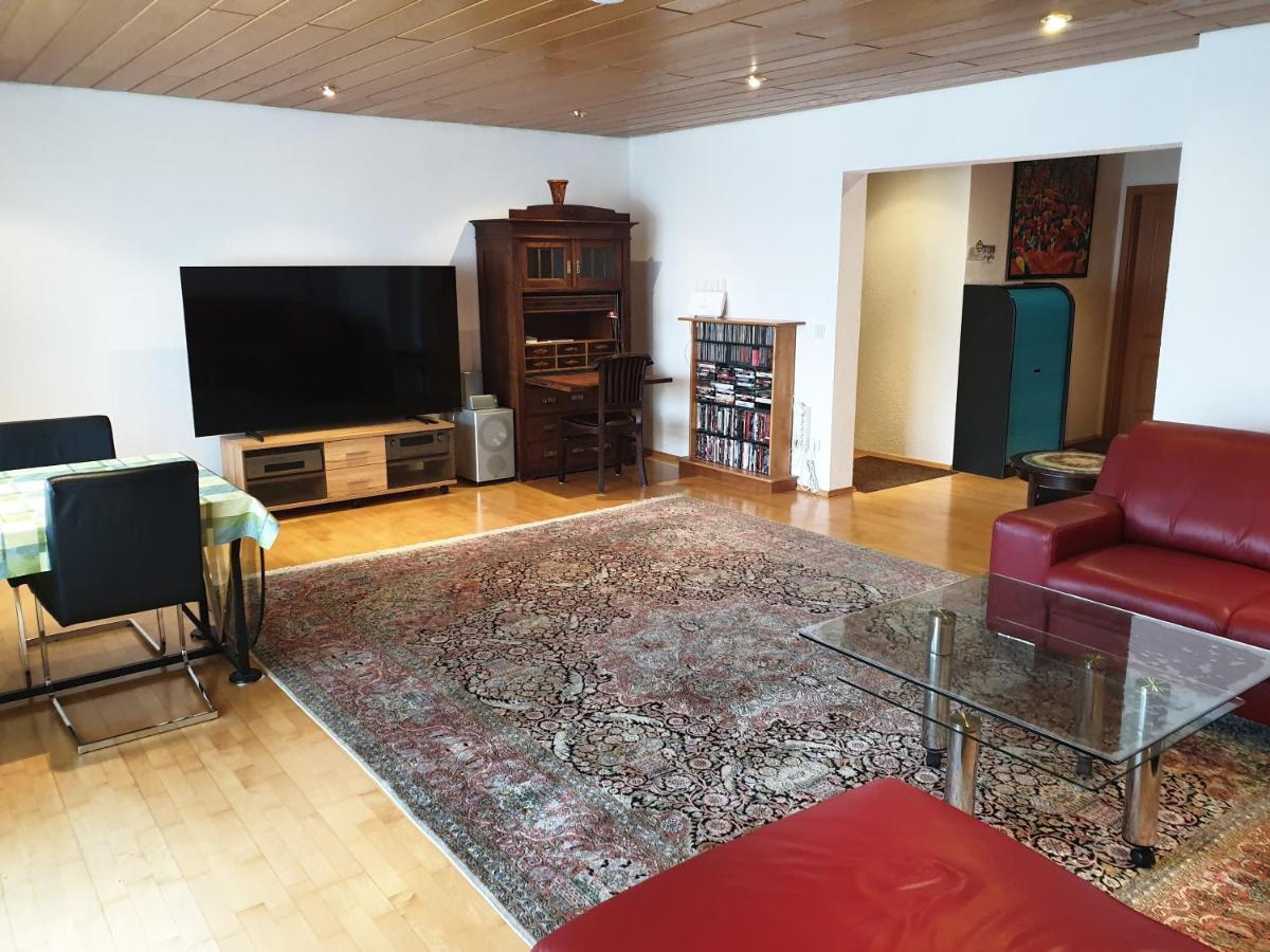 Wohnung Fuer 4 Personen, 2 Schlafzimmer, 2 Parkplaetze, Wlan Costanza Esterno foto